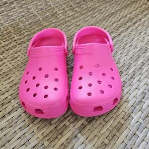 Womens  Pink Clogs